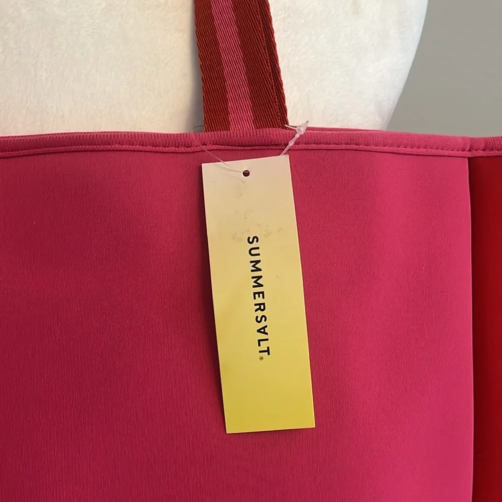 Beach tote bag by SUMMERSALT NEOPRENE‎ NWT red/pink tote